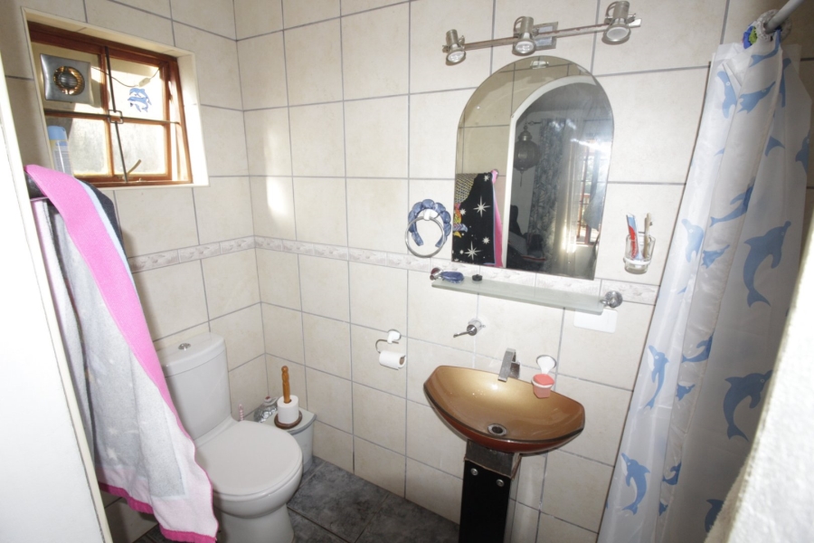7 Bedroom Property for Sale in Noorsekloof Eastern Cape